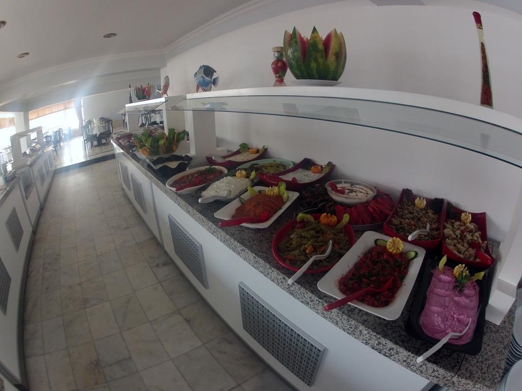 Surtel Hotel Kusadasi Bagian luar foto